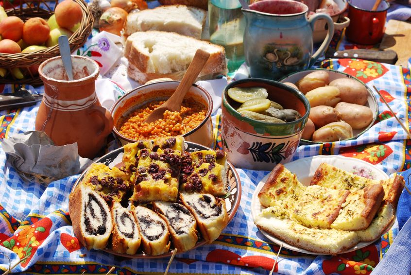Feeding A Large Group Is Easy With Wholesale Mexican Food In New Jersey