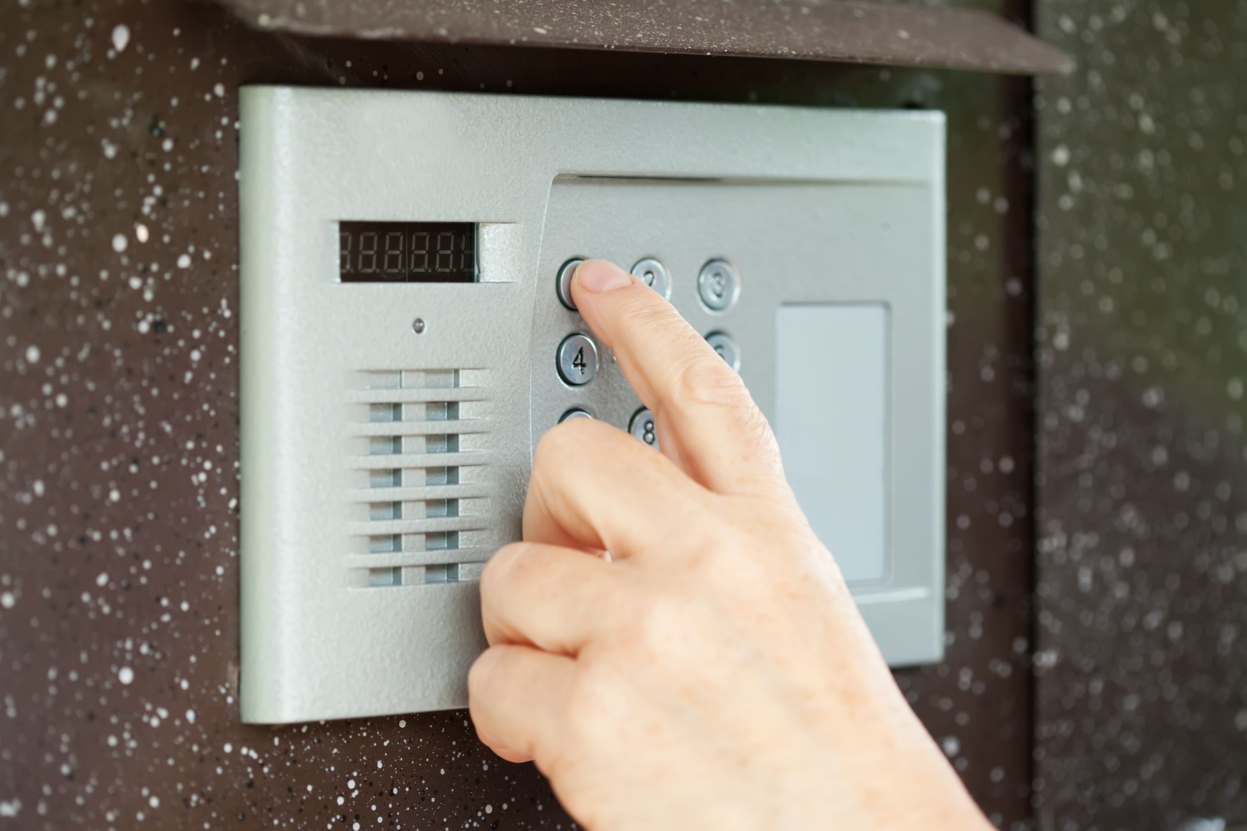 Functions of the Installation Companies of Burglar Alarms in Chicago