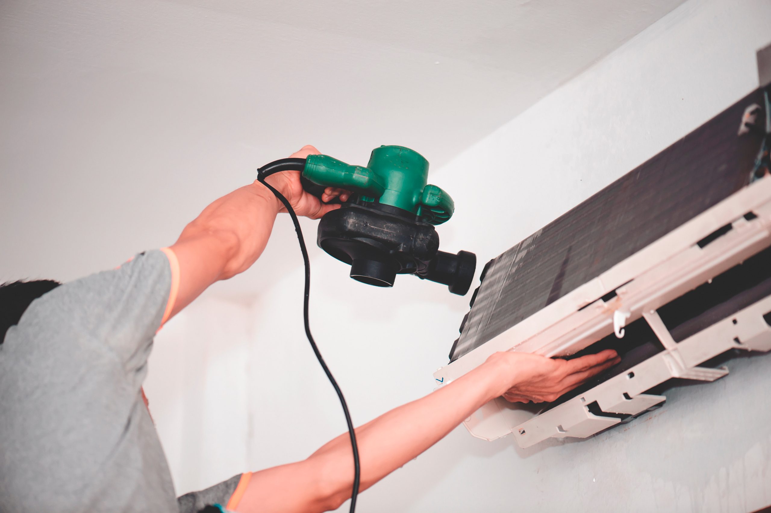 Skilled Workers Can Handle Air Duct Cleaning in Loveland, CO