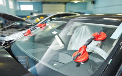 Need to Fix Auto Glass in Pewaukee, WI? 4 Reasons to Choose a Pro Over DIY