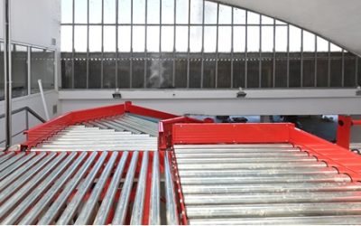 Achieve Smooth Operations in Facilities by Installing a Gravity Conveyor Roller